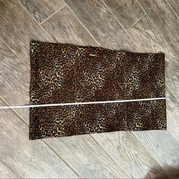 Michael Kors infinity scarf Animal print Soft Cozy Winter 16” X 27” - Picture 8 of 8